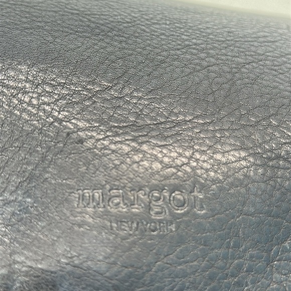 Margot Black Leather crossbody bag - Picture 6 of 9